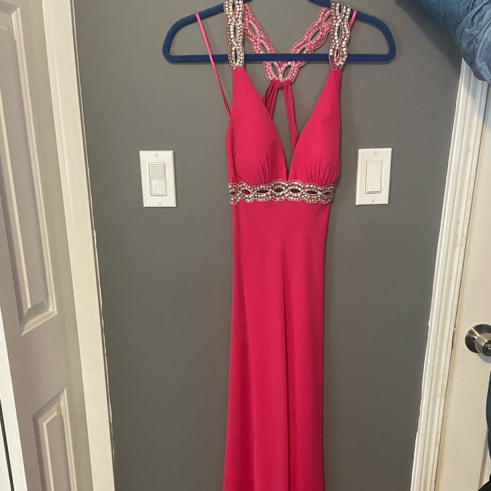 Faviana Size 4 Prom dress altered to fit 5’3 with 2 inch heels